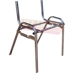 Cadeiras ISO estrutura cromada